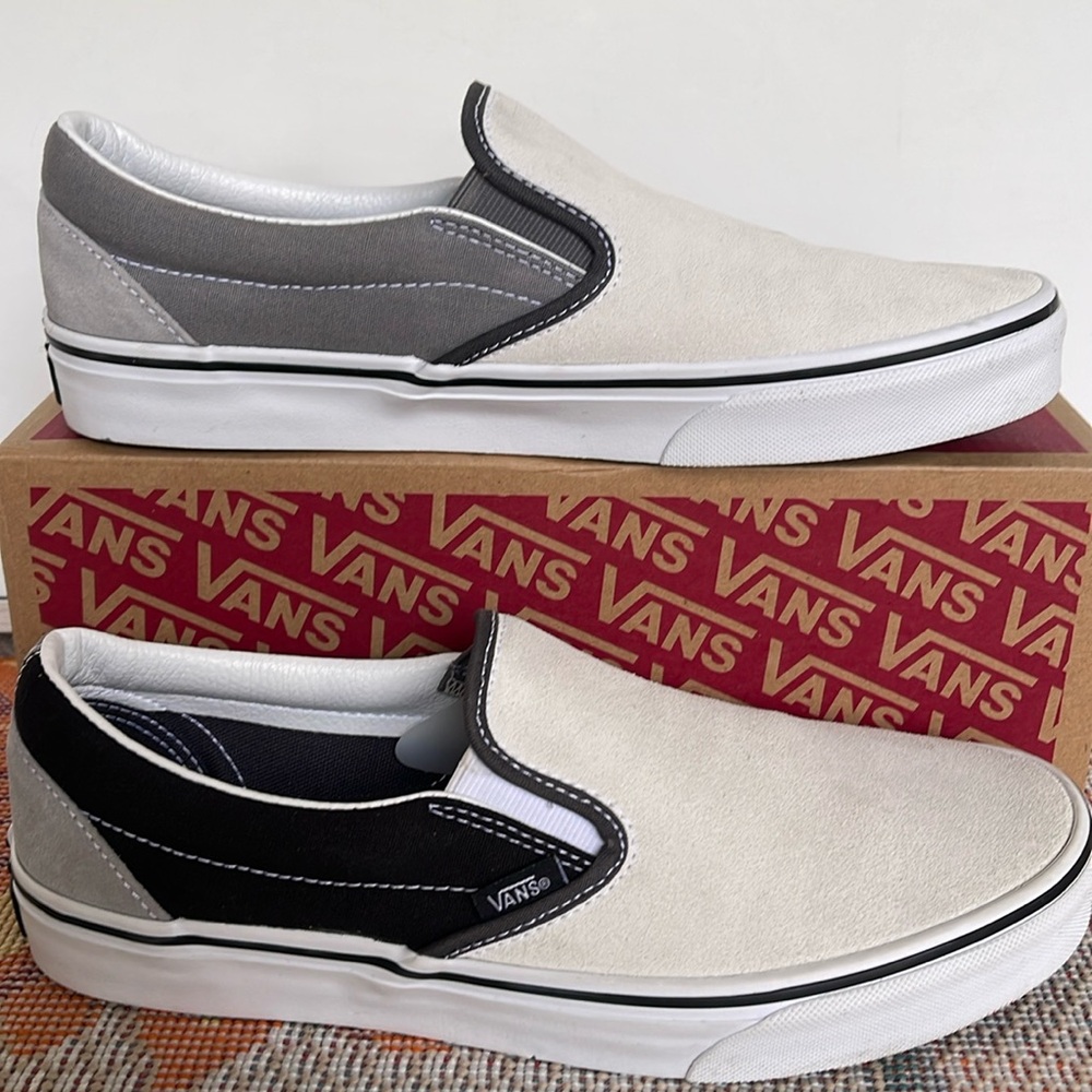 Vans WMNS Classic Slip-On (Mix & Match) Black/True
VN0A4U382PD
Sneakers